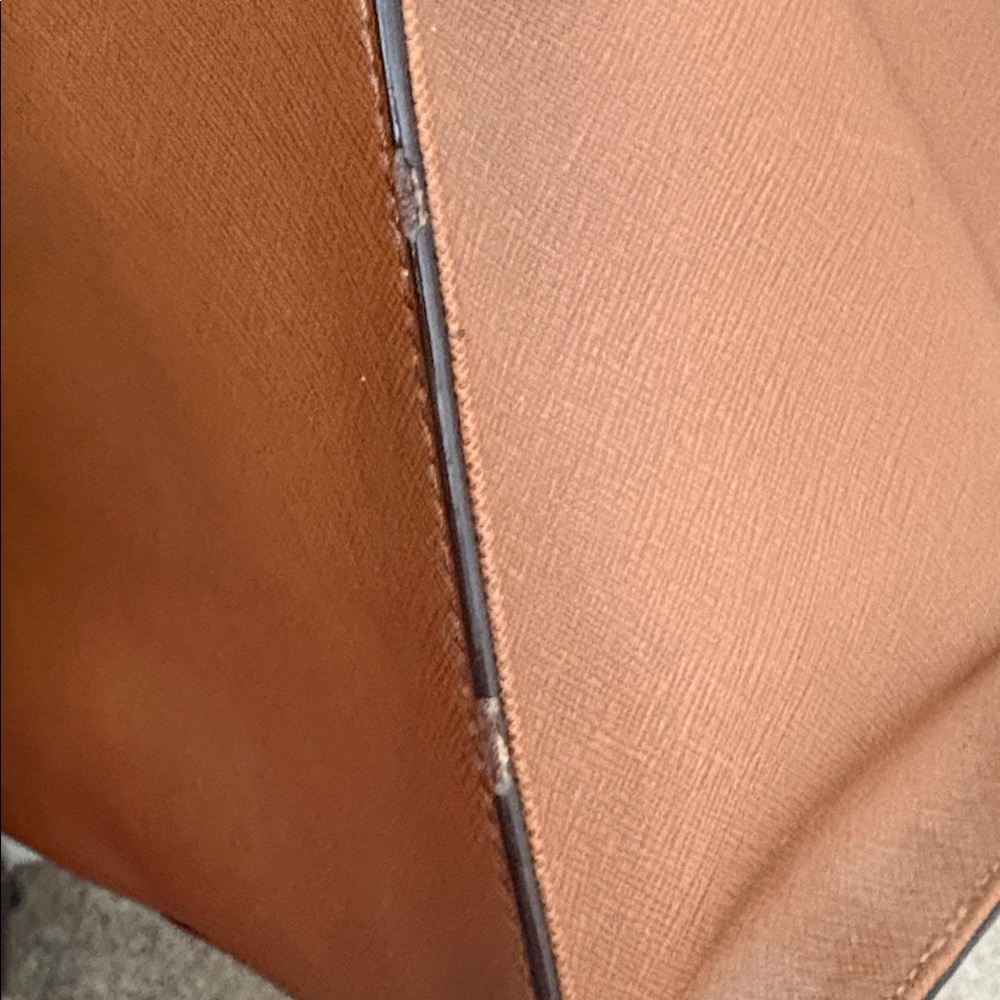 Michael Kors Hamilton Large Satchel - Picture 5 of 5